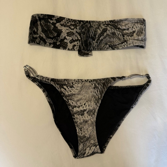 NWOT Melissa Odabash Snakeskin Python Strapless Matching Bikini Set (Small/6) - Picture 4 of 10